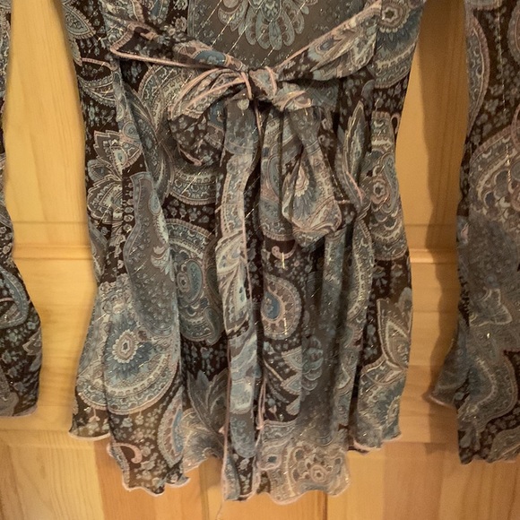 Ricki’s Blouse - Picture 6 of 6